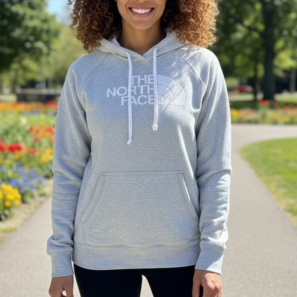 The North Face Womens Grey Hoodie Pullover Logo Pocket Casual Size M